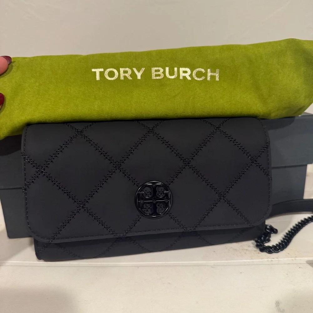 Tory Burch Fleming Wallet On Chain Women Small Black Excellent Quilted Crossbody